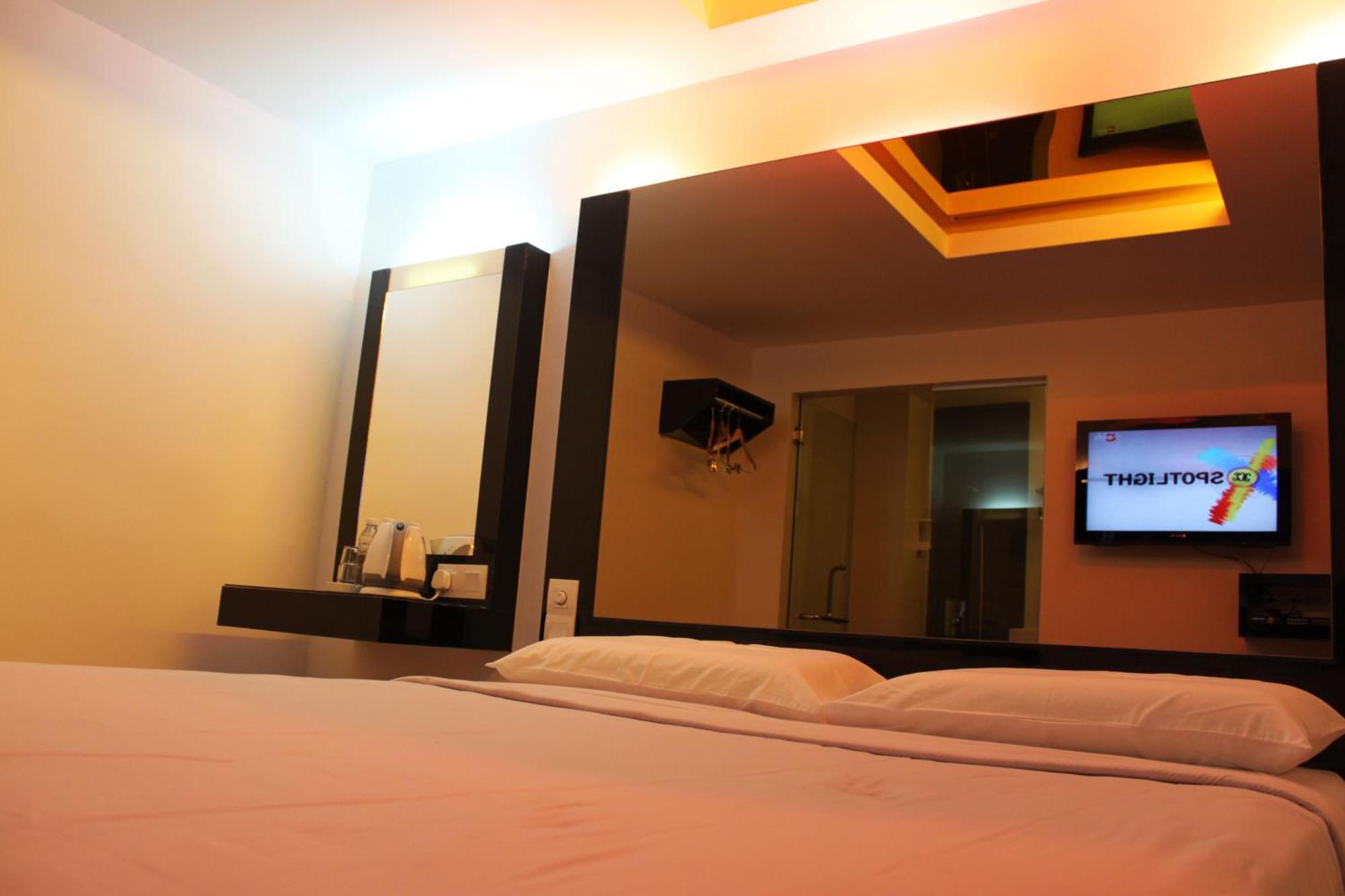 ไทม์โฮเต็ล กัวลาลัมเปอร์ Hotel ภายนอก รูปภาพ
