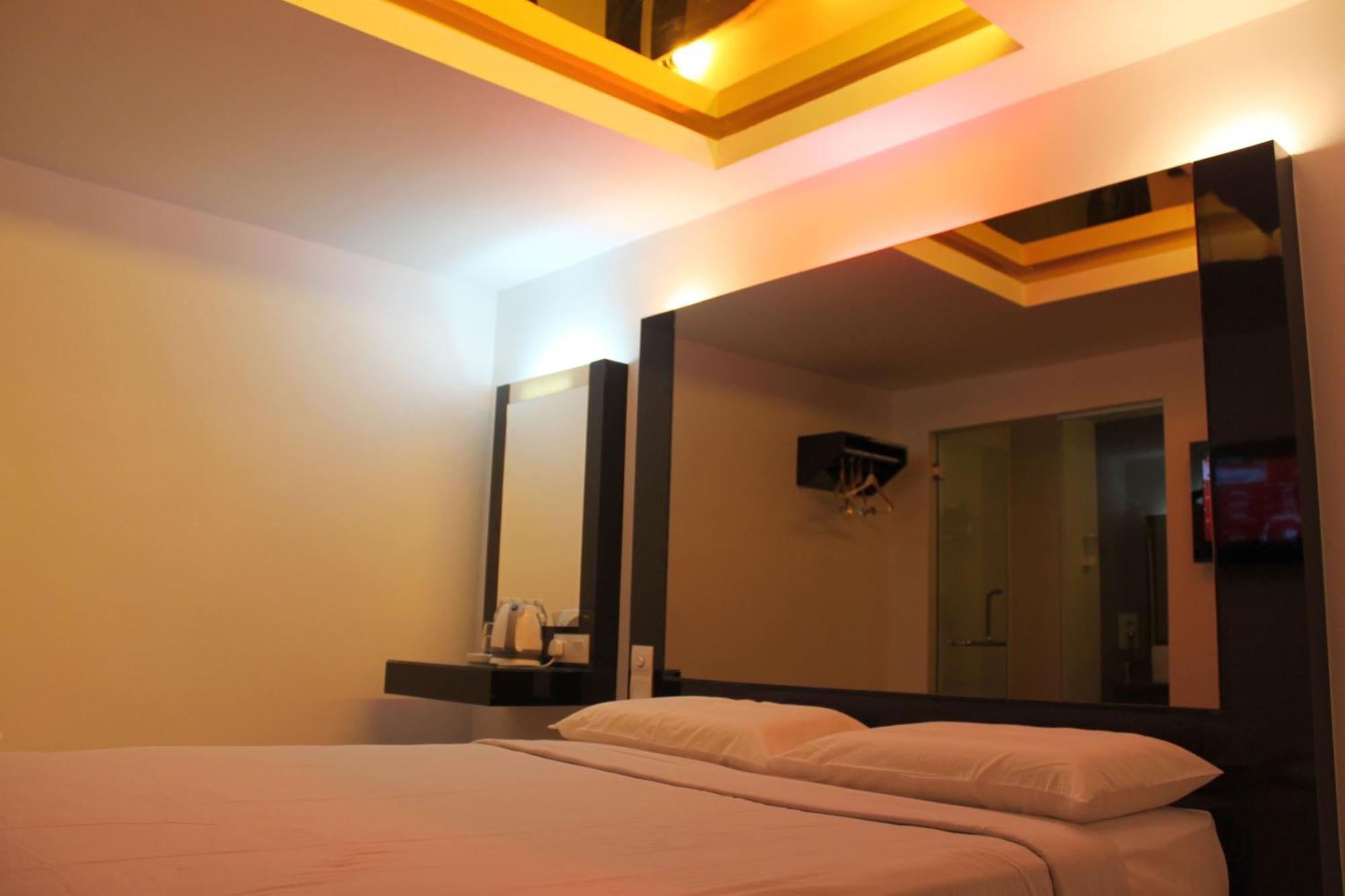 ไทม์โฮเต็ล กัวลาลัมเปอร์ Hotel ภายนอก รูปภาพ