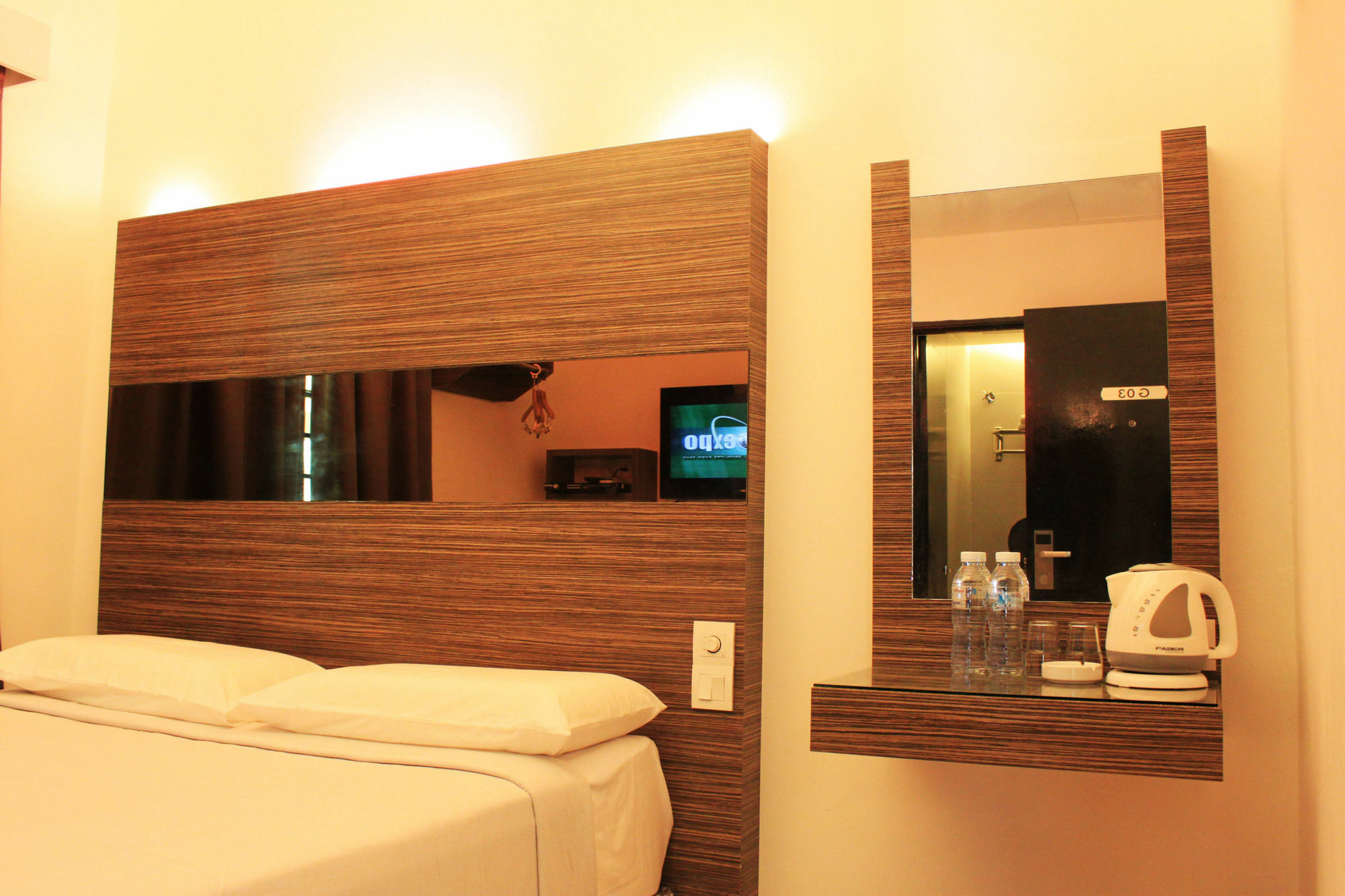 ไทม์โฮเต็ล กัวลาลัมเปอร์ Hotel ภายนอก รูปภาพ