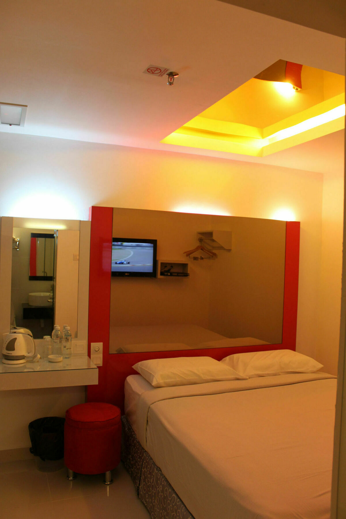 ไทม์โฮเต็ล กัวลาลัมเปอร์ Hotel ภายนอก รูปภาพ